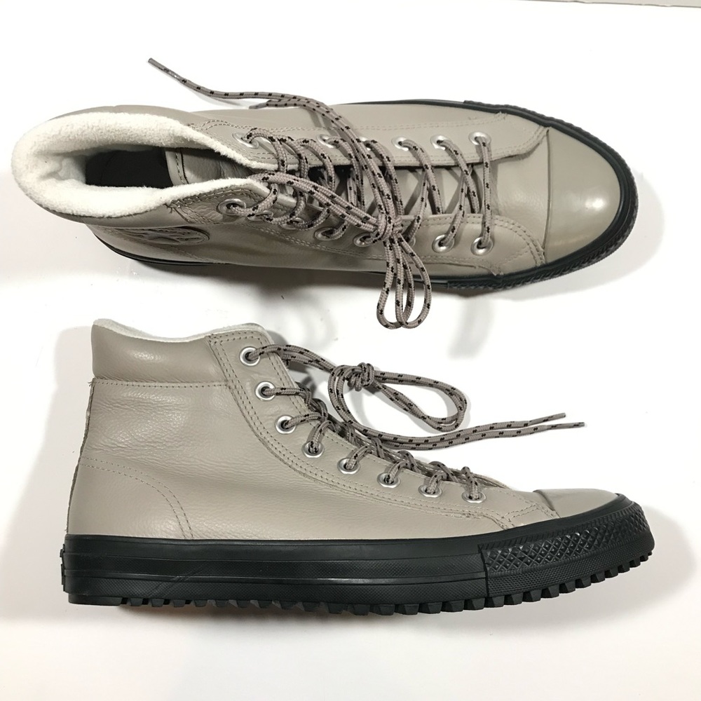 Converse leather high top size 9 - Picture 2 of 6